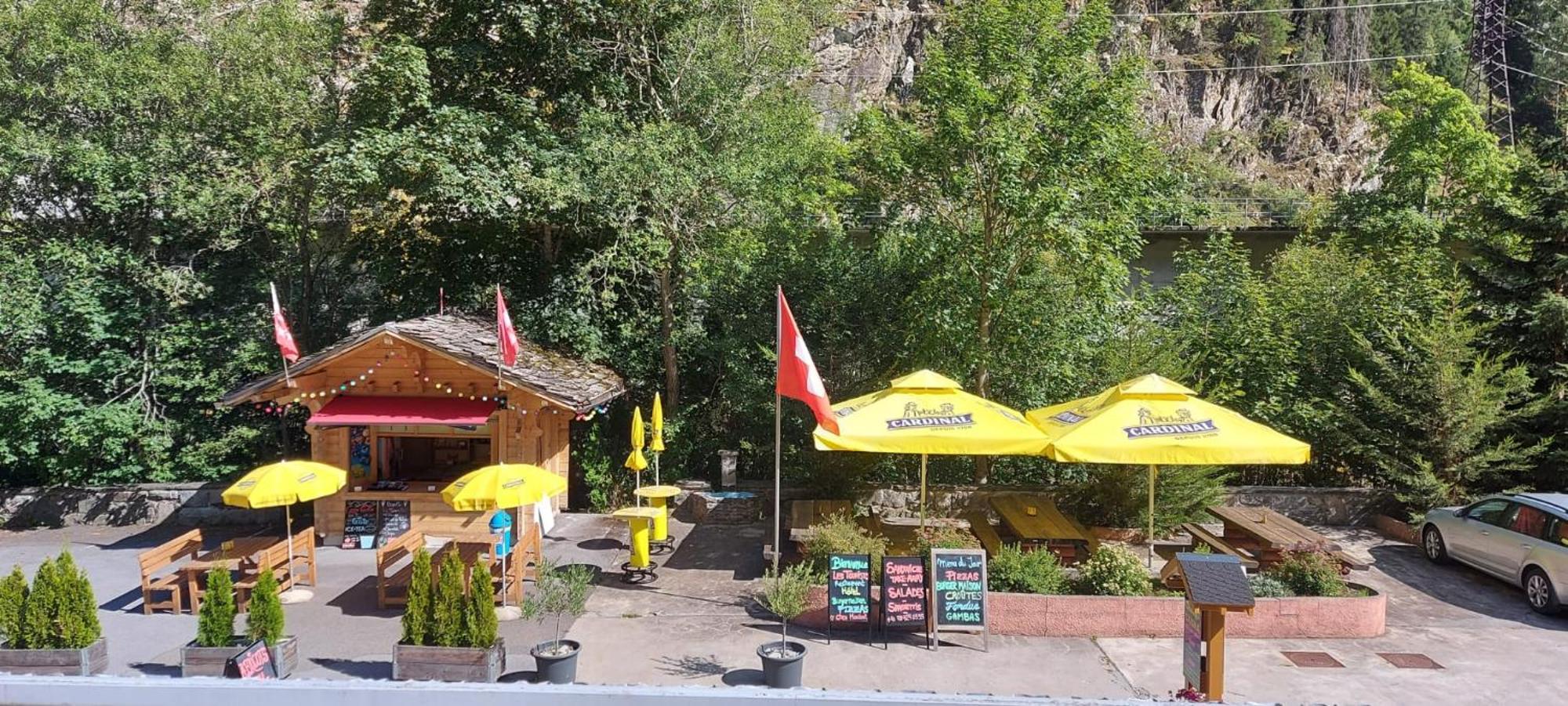 Les Touristes Hotell Chatelard Eksteriør bilde